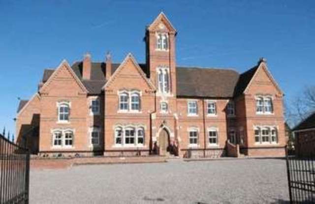  Image of 2 bedroom Flat for sale in Cliftonthorpe Meadows Ashby-De-La-Zouch LE65 at Cliftonthorpe  Ashby-De-La-Zouch, LE65 2US