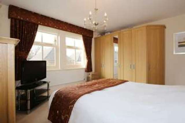  Image of 2 bedroom Flat for sale in Cliftonthorpe Meadows Ashby-De-La-Zouch LE65 at Cliftonthorpe  Ashby-De-La-Zouch, LE65 2US