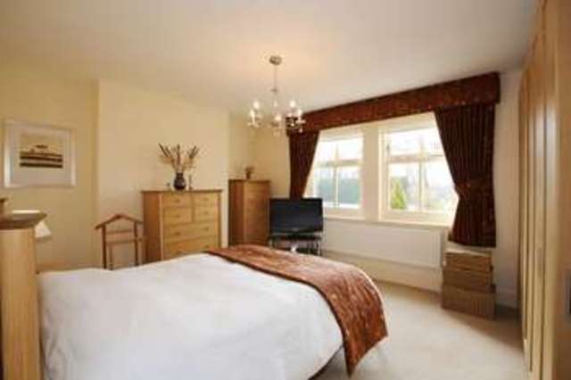  Image of 2 bedroom Flat for sale in Cliftonthorpe Meadows Ashby-De-La-Zouch LE65 at Cliftonthorpe  Ashby-De-La-Zouch, LE65 2US