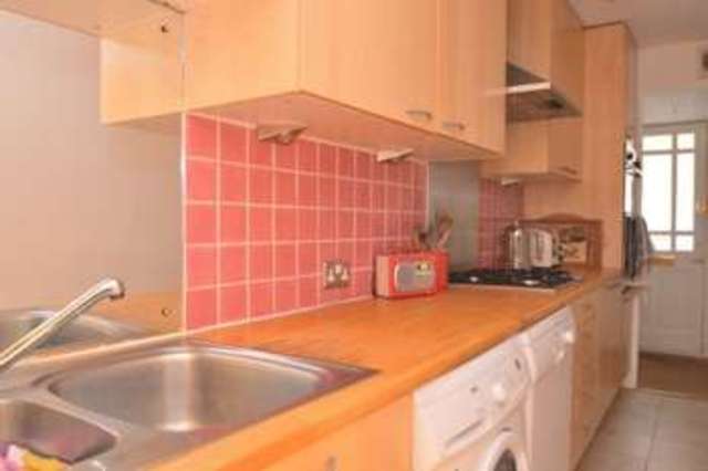  Image of 2 bedroom Flat for sale in Apsley Road Clifton Bristol BS8 at Apsley Road Clifton Bristol, BS8 2SN