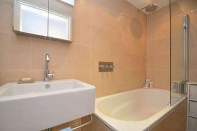  Image of 2 bedroom Flat for sale in Apsley Road Clifton Bristol BS8 at Apsley Road Clifton Bristol, BS8 2SN