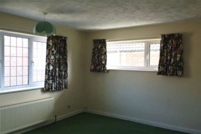  Image of 3 bedroom Detached house to rent in Arbutus Close Dorchester DT1 at Dorchester, DT1 1PZ