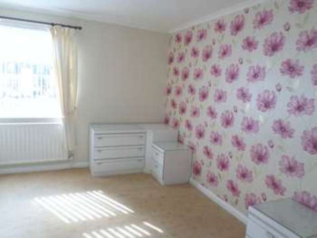  Image of 3 bedroom Terraced house to rent in Arklecrag Washington NE37 at Arklecrag Albany Washington, NE37 1RA
