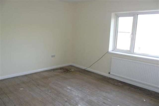 Image of 3 bedroom Detached house to rent in Arnside Close Nottingham NG5 at Nottingham, NG5 5HJ