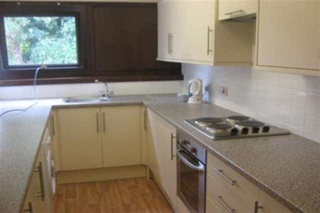  Image of 2 bedroom Flat to rent in Ashfields The Drive Peterborough PE3 at Peterborough, PE3 6DJ