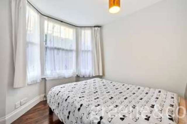  Image of 2 bedroom Flat to rent in Ashmore Road London W9 at Maida Vale London Maida Hill, W9 3DD