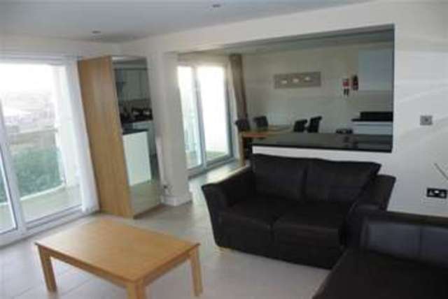  Image of 1 bedroom Flat to rent in Ayton Drive Portland DT5 at Portland, DT5 1FB