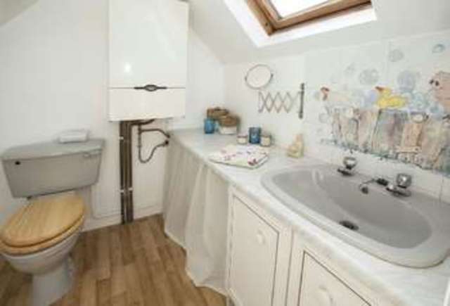  Image of 4 bedroom Semi-Detached house for sale in Avalon Road Earley Reading RG6 at Avalon Road  Reading, RG6 7NS