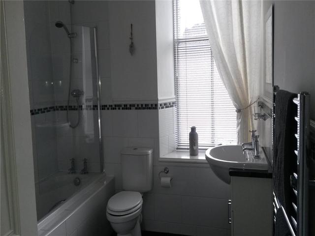  Image of 2 bedroom Flat to rent in Bannatyne Street Lanark ML11 at Lanark South Lanarkshire South Lanarkshire, ML11 7JR