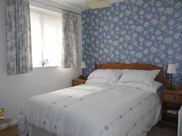  Image of 4 bedroom Detached house for sale in Barrie Close Aylesbury HP19 at Barrie Close  Aylesbury, HP19 8JF