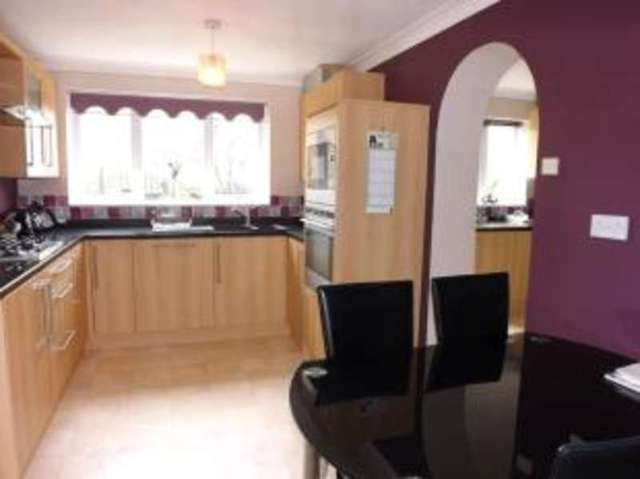  Image of 4 bedroom Detached house for sale in Centurion Way Basingstoke RG22 at Basingstoke Hampshire Kempshott, RG22 4TL