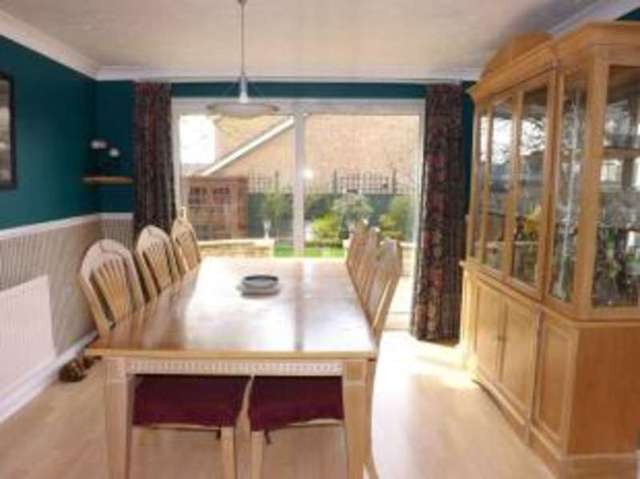  Image of 4 bedroom Detached house for sale in Centurion Way Basingstoke RG22 at Basingstoke Hampshire Kempshott, RG22 4TL