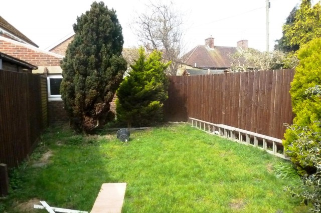  Image of 3 bedroom Detached house to rent in Beaconsfield Road Wick Littlehampton BN17 at Wick  Littlehampton, BN17 6LN