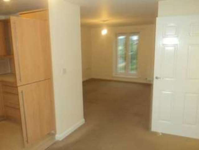  Image of 2 bedroom Flat to rent in Beamont Walk Brockworth Gloucester GL3 at Beamont Walk Brockworth Gloucester, GL3 4BL
