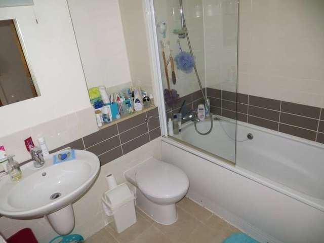  Image of 1 bedroom Apartment to rent in Bedford Street Princesshay Square Exeter EX1 at Bedford House 14 Bedford Street Exeter, EX1 1LR