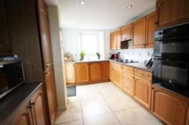  Image of 3 bedroom Semi-Detached house for sale in Beith Road Kilbarchan Johnstone PA10 at Kilbarchan  Millikenpark, PA10 2NS