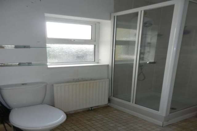  Image of 4 bedroom Semi-Detached house to rent in Belgrave Close Barton Seagrave Kettering NN15 at Belgrave Close Burton Latimer Kettering, NN15 6TL