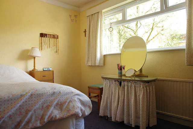  Image of 3 bedroom Detached house for sale in Belmont Avenue Springhead Oldham OL4 at Springhead Oldham Lees, OL4 4RL