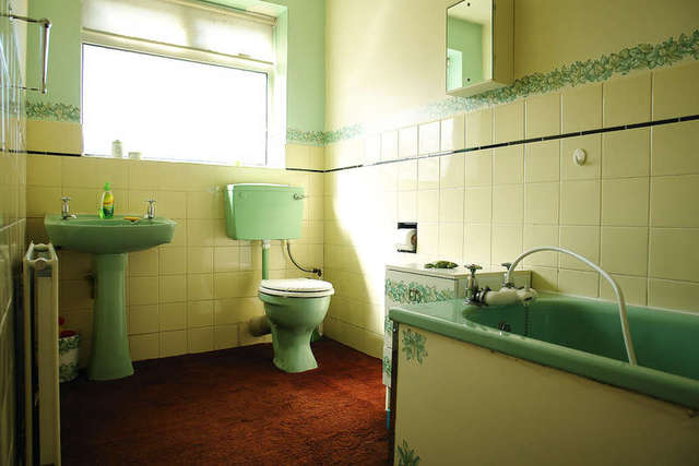  Image of 3 bedroom Detached house for sale in Belmont Avenue Springhead Oldham OL4 at Springhead Oldham Lees, OL4 4RL