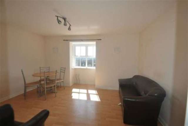  Image of 2 bedroom Flat for sale in Hyacinth Close Ilford IG1 at Berberis Court Hyacinth Close Ilford, IG1 2FT