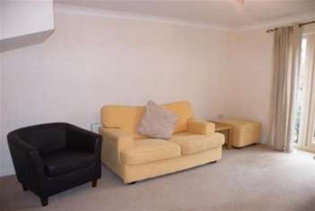  Image of 2 bedroom Semi-Detached house to rent in Honeysuckle Close Bessacarr Doncaster DN4 at Doncaster, DN4 7DJ