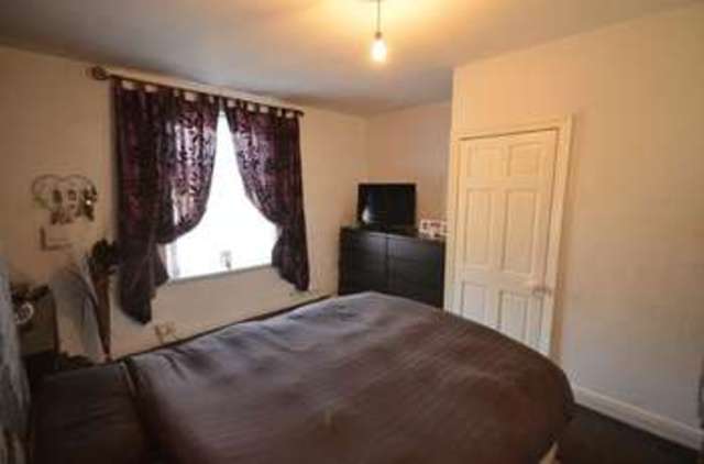  Image of 3 bedroom Terraced house for sale in Beverley Street Laisterdyke Bradford BD4 at Beverley Street  Bradford, BD4 8PU
