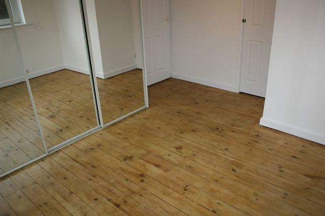  Image of 3 bedroom Detached house to rent in Binscombe Lane Godalming GU7 at Binscombe Lane  Godalming, GU7 3QG