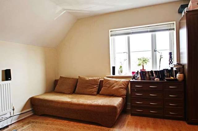 Image of 1 bedroom Studio flat for sale in Black Fan Close Enfield EN2 at Black Fan Close  Enfield, EN2 0RL