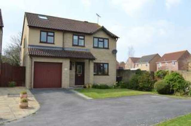  Image of 4 bedroom Detached house for sale in Black Lawn Gillingham SP8 at Black Lawn  Gillingham, SP8 4SD