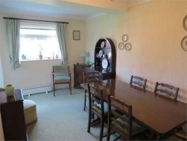  Image of 3 bedroom Bungalow for sale in Blatherwick Road Newark NG24 at Blatherwick Road Beacon Heights Newark, NG24 2JY