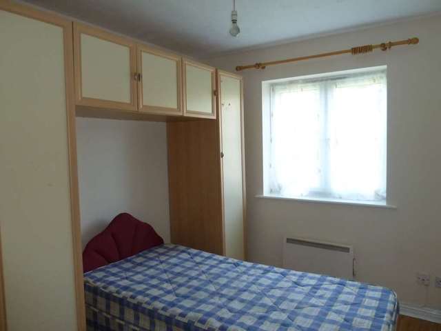  Image of 2 bedroom Flat to rent in Blessing Way Barking IG11 at Blessing Way  Barking, IG11 0XH