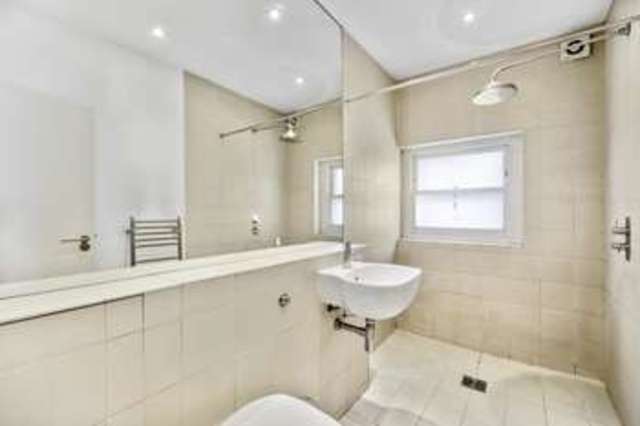  Image of 2 bedroom Property to rent in Blomfield Villas London W2 at Blomfield Villas  London, W2 6NH