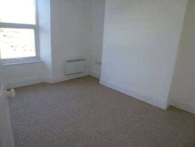  Image of 3 bedroom Terraced house to rent in St. Marys Road Bodmin PL31 at St. Marys Road  Bodmin, PL31 1NF