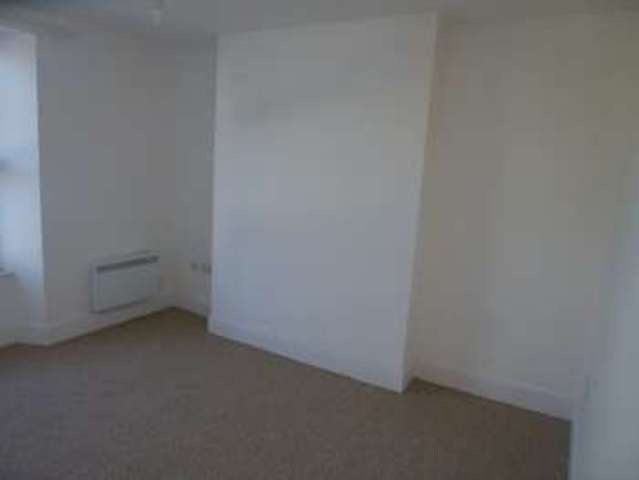  Image of 3 bedroom Terraced house to rent in St. Marys Road Bodmin PL31 at St. Marys Road  Bodmin, PL31 1NF