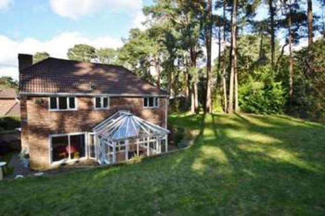  Image of 4 bedroom Detached house to rent in St. Georges Close Bournemouth BH8 at Queens Park  Bournemouth, BH8 9DS