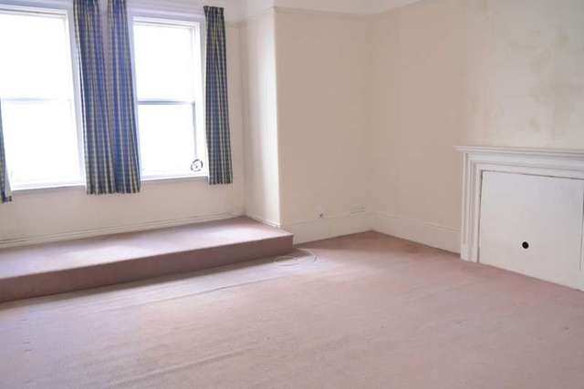  Image of 2 bedroom Flat to rent in Grove Road Bournemouth BH1 at 59 Grove Road  Bournemouth, BH1 3AT