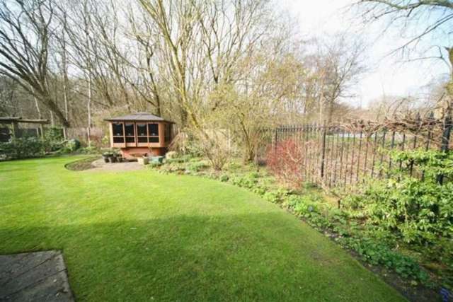  Image of 4 bedroom Detached house for sale in Bradshaw Hall Drive Bolton BL2 at BRADSHAW HALL DRIVE BRADSHAW BOLTON, BL2 4NY
