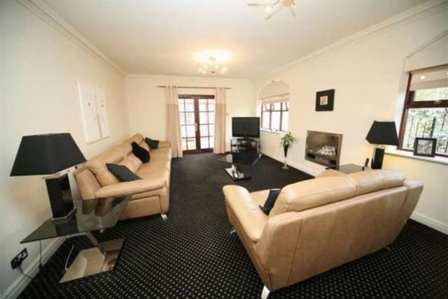  Image of 4 bedroom Detached house for sale in Bradshaw Hall Drive Bolton BL2 at BRADSHAW HALL DRIVE BRADSHAW BOLTON, BL2 4NY
