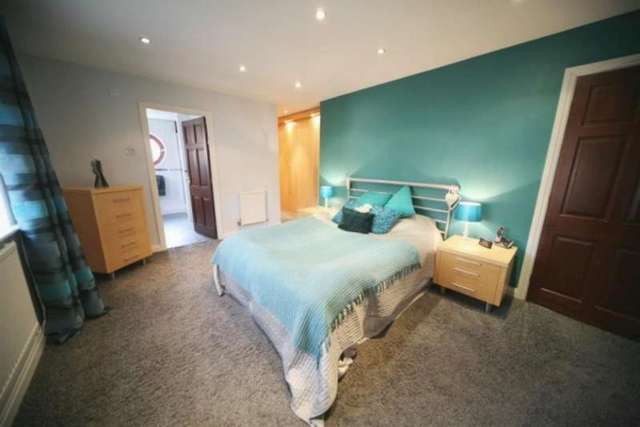  Image of 4 bedroom Detached house for sale in Bradshaw Hall Drive Bolton BL2 at BRADSHAW HALL DRIVE BRADSHAW BOLTON, BL2 4NY