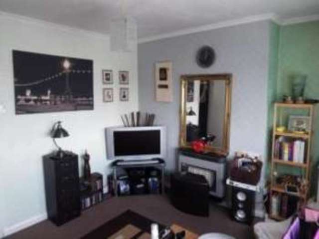  Image of 2 bedroom Maisonette for sale in Brailes Grove Bordesley Green Birmingham B9 at Birmingham West Midlands Yardley, B9 5JW