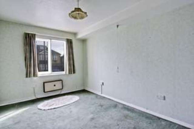  Image of 1 bedroom Flat for sale in Bramhope Lane London SE7 at Bramhope Lane  Charlton, SE7 7HP