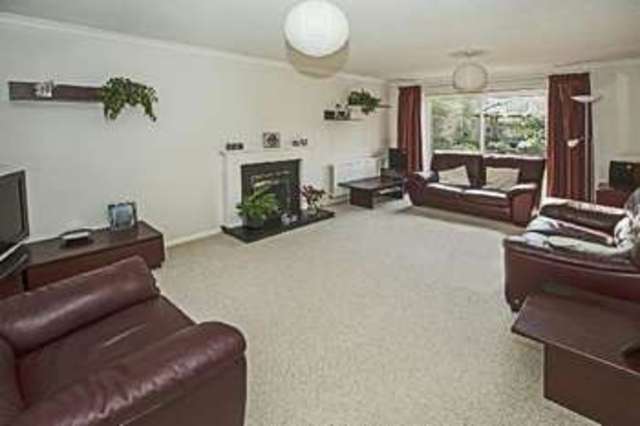  Image of 5 bedroom Detached house for sale in Brean Walk Earley Reading RG6 at Brean Walk  Reading, RG6 5XD