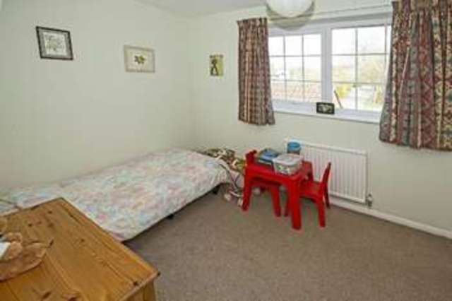  Image of 5 bedroom Detached house for sale in Brean Walk Earley Reading RG6 at Brean Walk  Reading, RG6 5XD