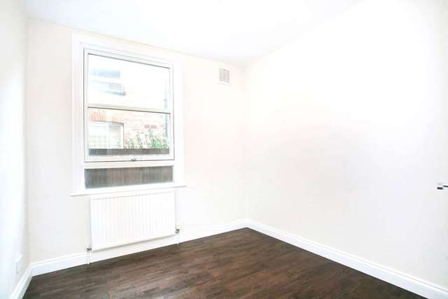  Image of 2 bedroom Apartment to rent in Brettenham Road London E17 at Brettenham Road Walthamstow London, E17 5BA
