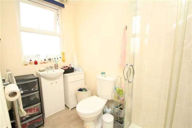  Image of 1 bedroom Flat for sale in Brighton Road Worthing BN11 at Worthing, BN11 2ES