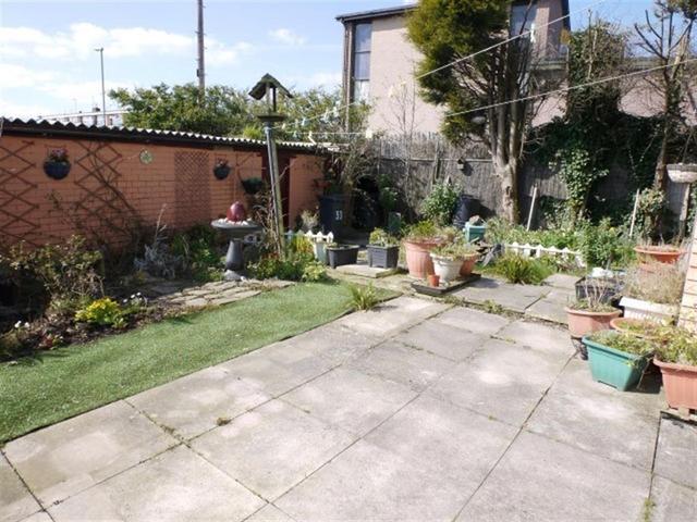  Image of 3 bedroom End of Terrace for sale in Broad Lane Kirkstall Leeds LS13 at Bramley  Kirkstall, LS13 2RU