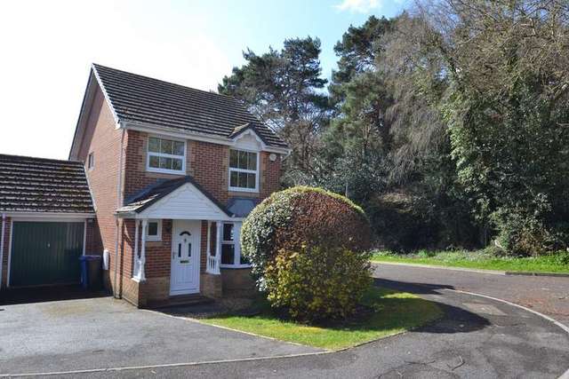  Image of 3 bedroom Detached house for sale in Twin Oaks Close Broadstone BH18 at Broadstone, BH18 8JF