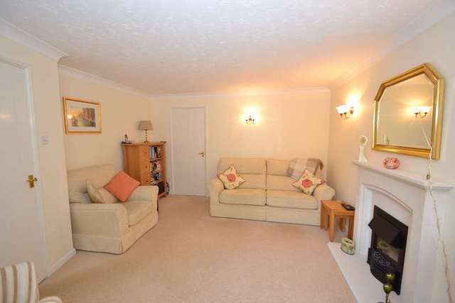  Image of 3 bedroom Detached house for sale in Twin Oaks Close Broadstone BH18 at Broadstone, BH18 8JF