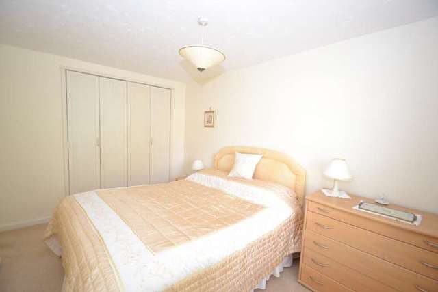  Image of 3 bedroom Detached house for sale in Twin Oaks Close Broadstone BH18 at Broadstone, BH18 8JF