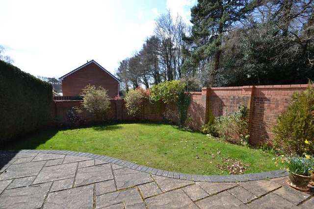  Image of 3 bedroom Detached house for sale in Twin Oaks Close Broadstone BH18 at Broadstone, BH18 8JF